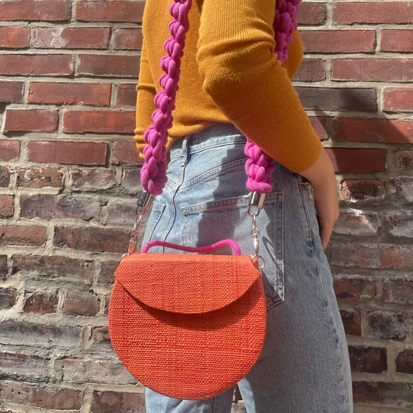 Handmade natural fibers bag from the Amazon rainforest - Picture 2 of 6